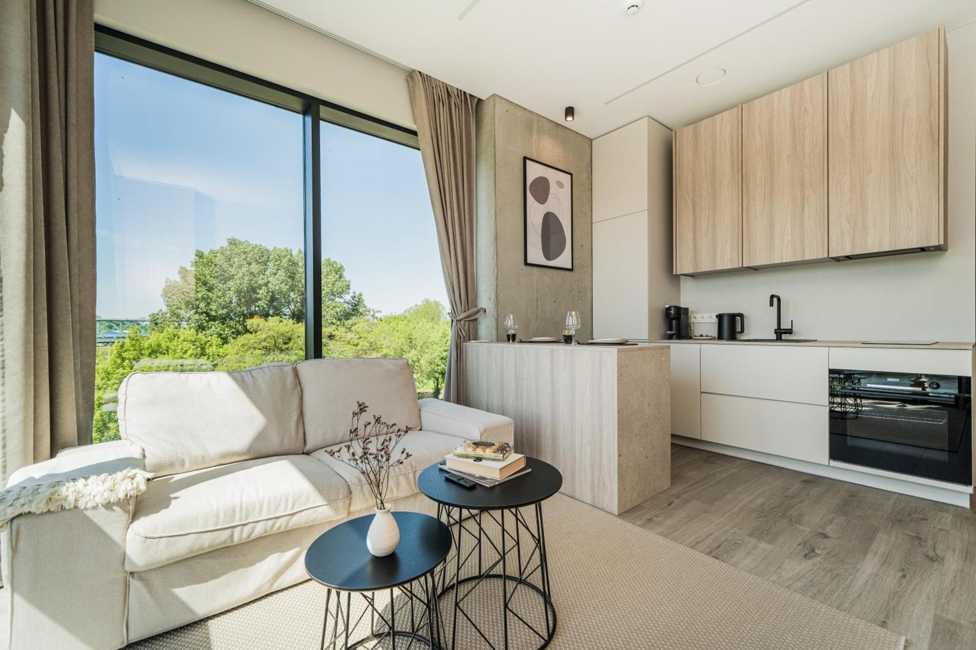 Kaunorama Riverside Suite Каунас Экстерьер фото